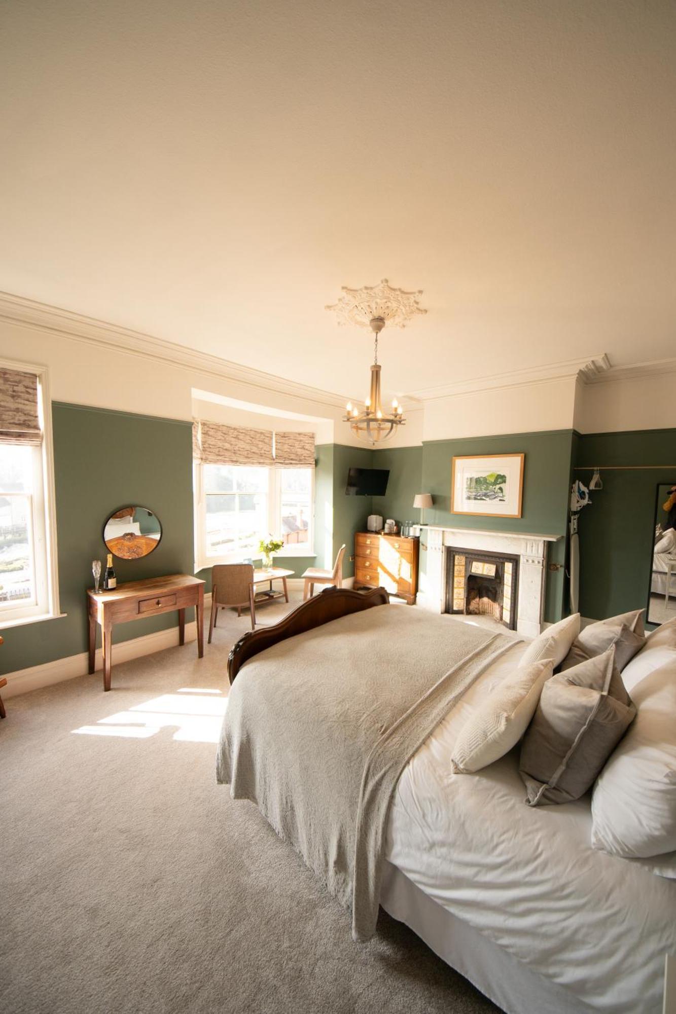 Riversdale House Bed & Breakfast คลางกอซเลน ภายนอก รูปภาพ
